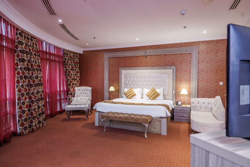 Premium Executive Suite with King Bed and Luxury Decor at Sapphire Plaza Hotel Doha